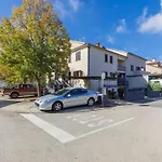 Apartment Alba - Roj159 By Interhome